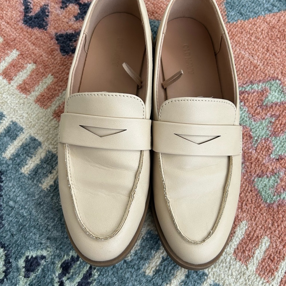 Old Navy Stone Loafers size 8.5 - Picture 2 of 6